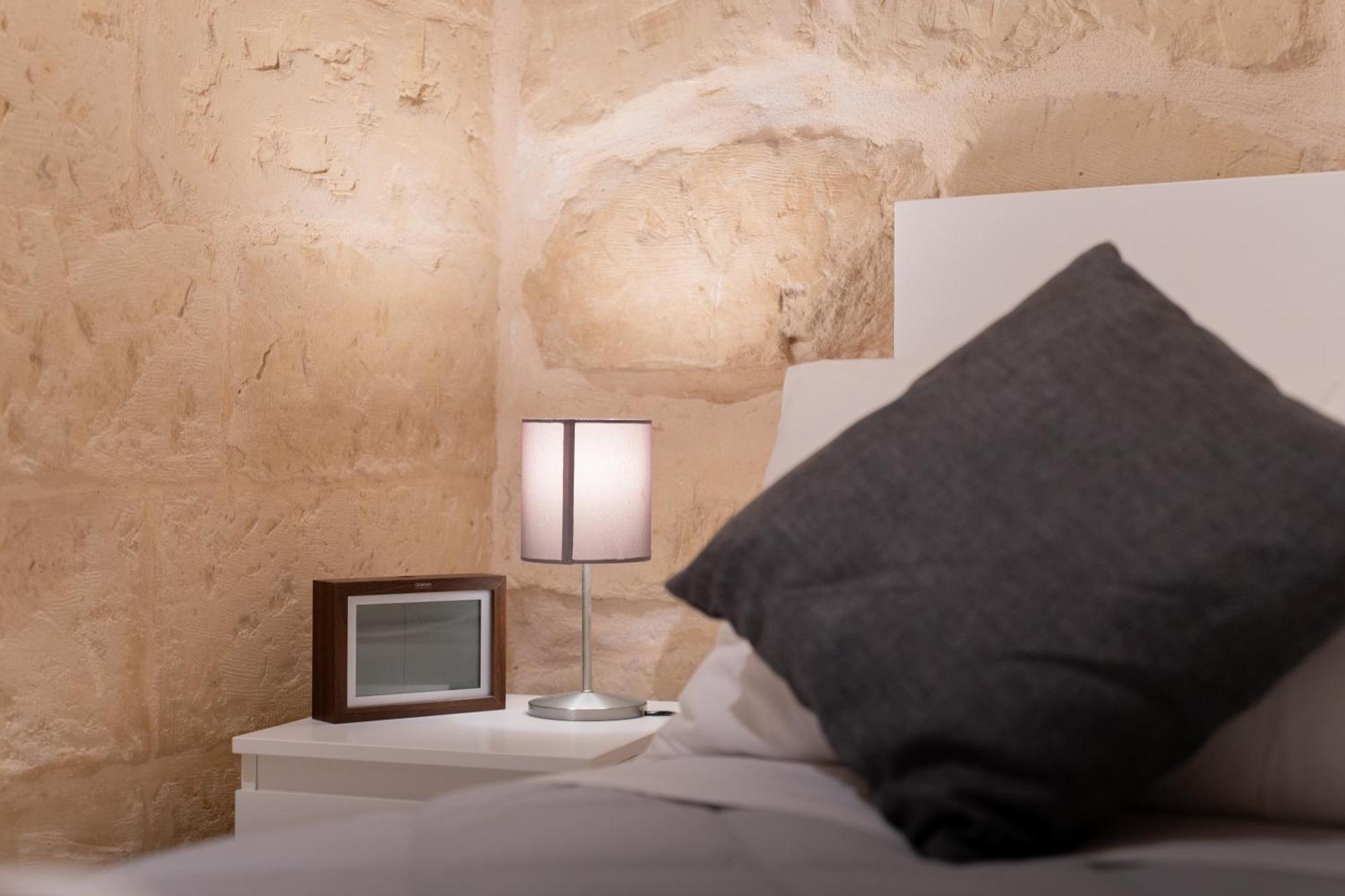 Dimora Barocca Apartment Irene Лечче Екстер'єр фото